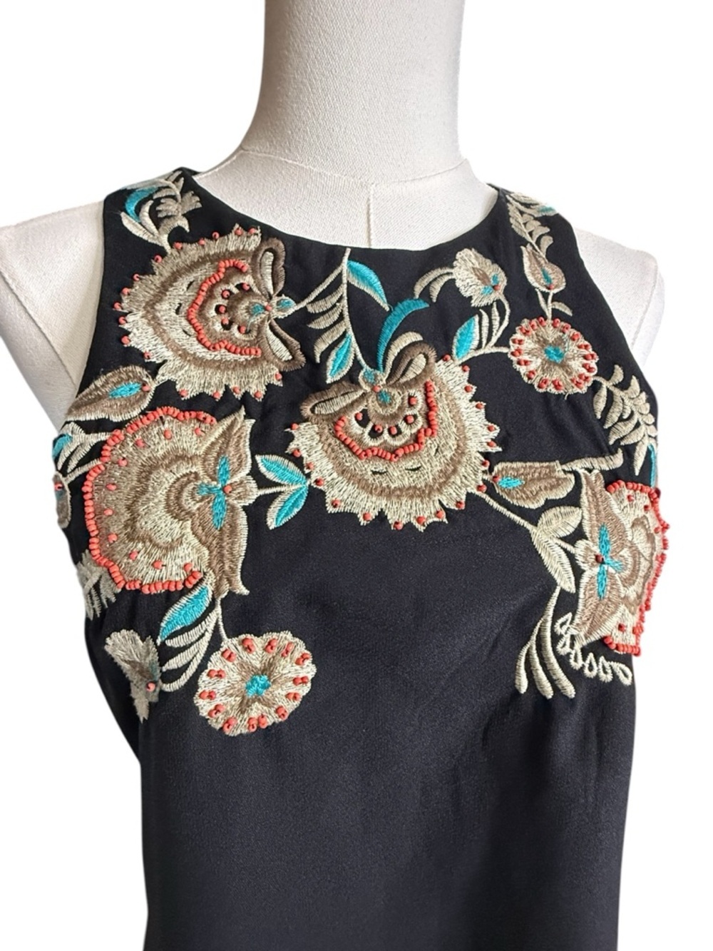 Blush Noir Black Embroidered Sleeveless Mini Dress with Floral Bead Accents Sz S - Picture 2 of 9